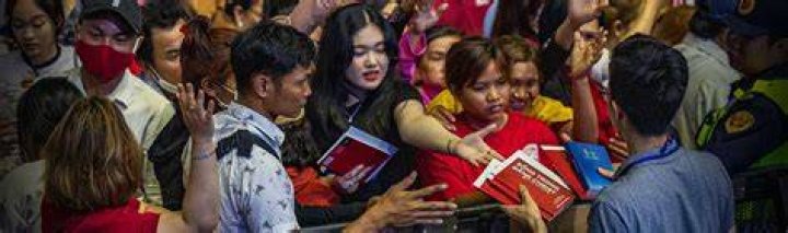 Are Bibles allowed in Vietnam?