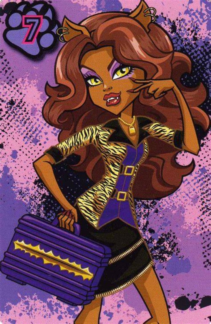 Who does clawdeen Wolf have a crush on?